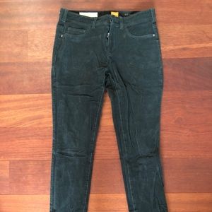 Anthropologie corduroy pant in forest green